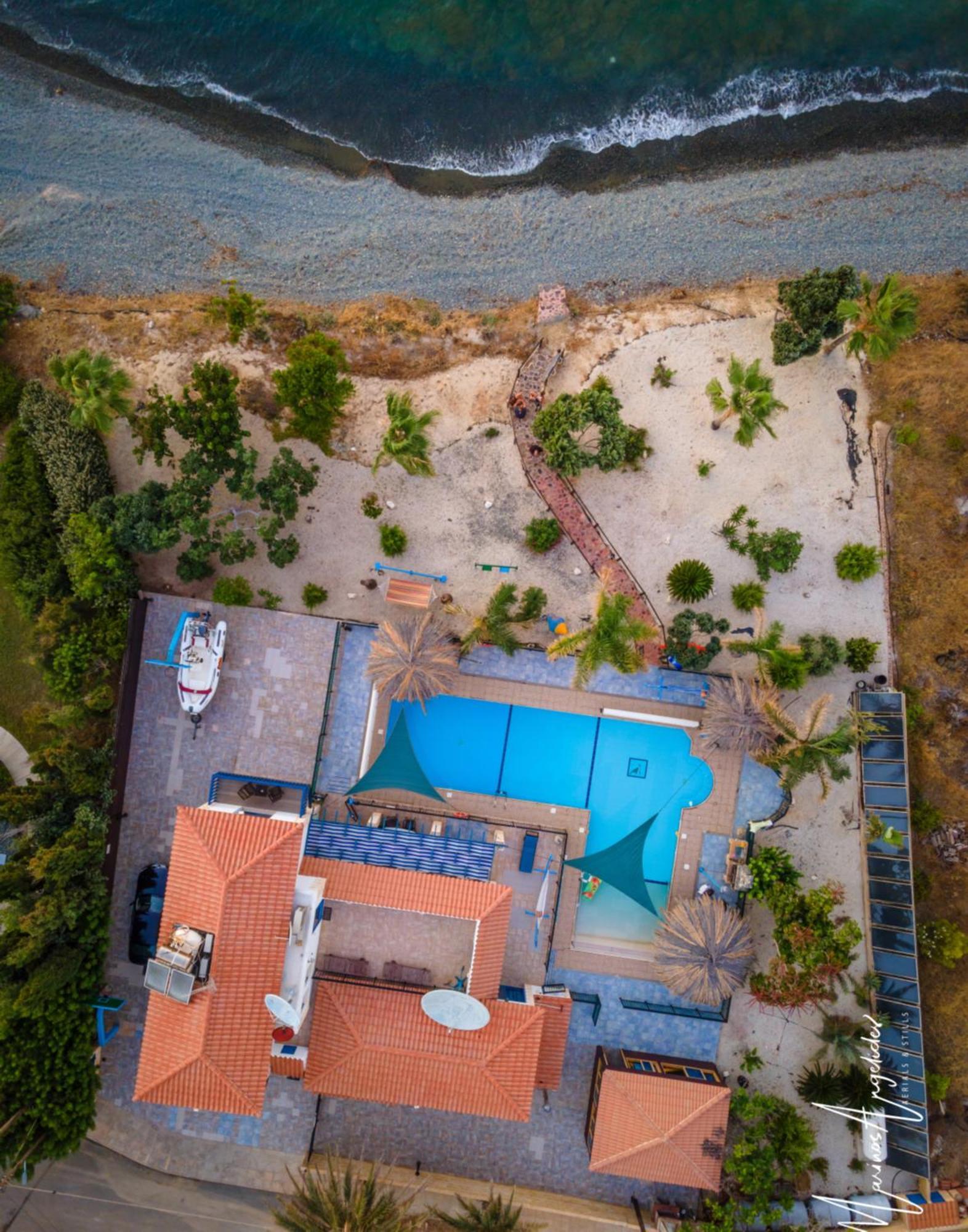 Astrofegia Beachfront Villa Pomos Exterior photo